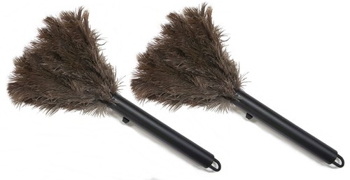 Qty retractable ostrich - qty.,